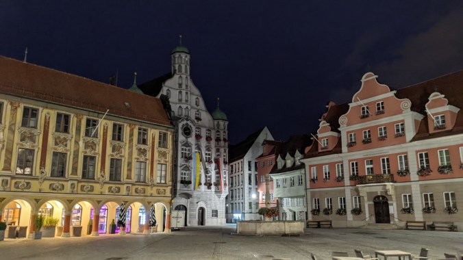 037_Memmingen_Marktplatz_SteuerhausRathaus_20220918