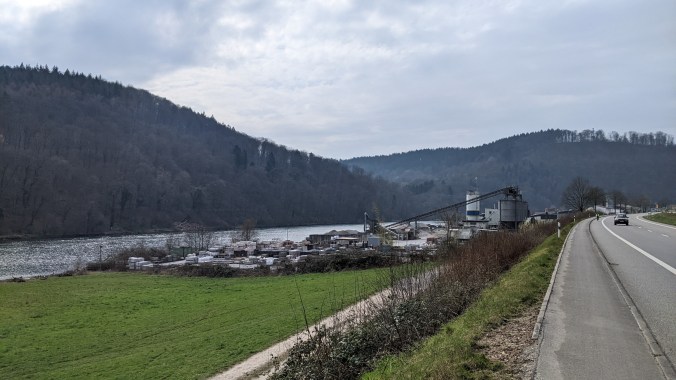 004_RundUmBaWü_Neckarsteinach_SüdlichsterPunktInHessen_20220320