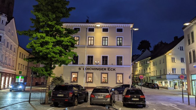 048_Dingolfing_Marienplatz_LoichingerEck_20230830